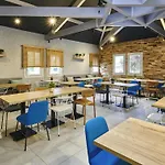 Ibis Budget Hotel 2*
