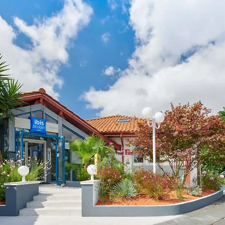 Hotel Ibis Budget Bayona
