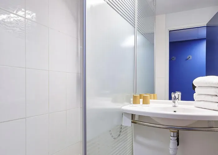 Ibis Budget Hotel 2*